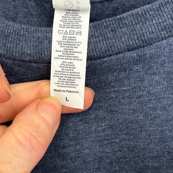 Blue and Red Short Sleeve Tee with Bold Graphic - Picture 4 of 4